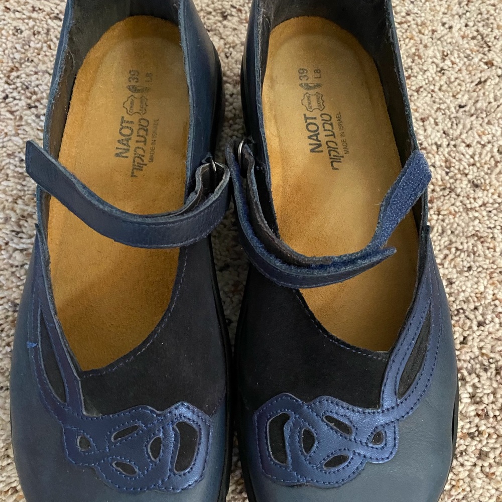 Naot Women’s Mary Janes Blue Sz 8.5  EU39